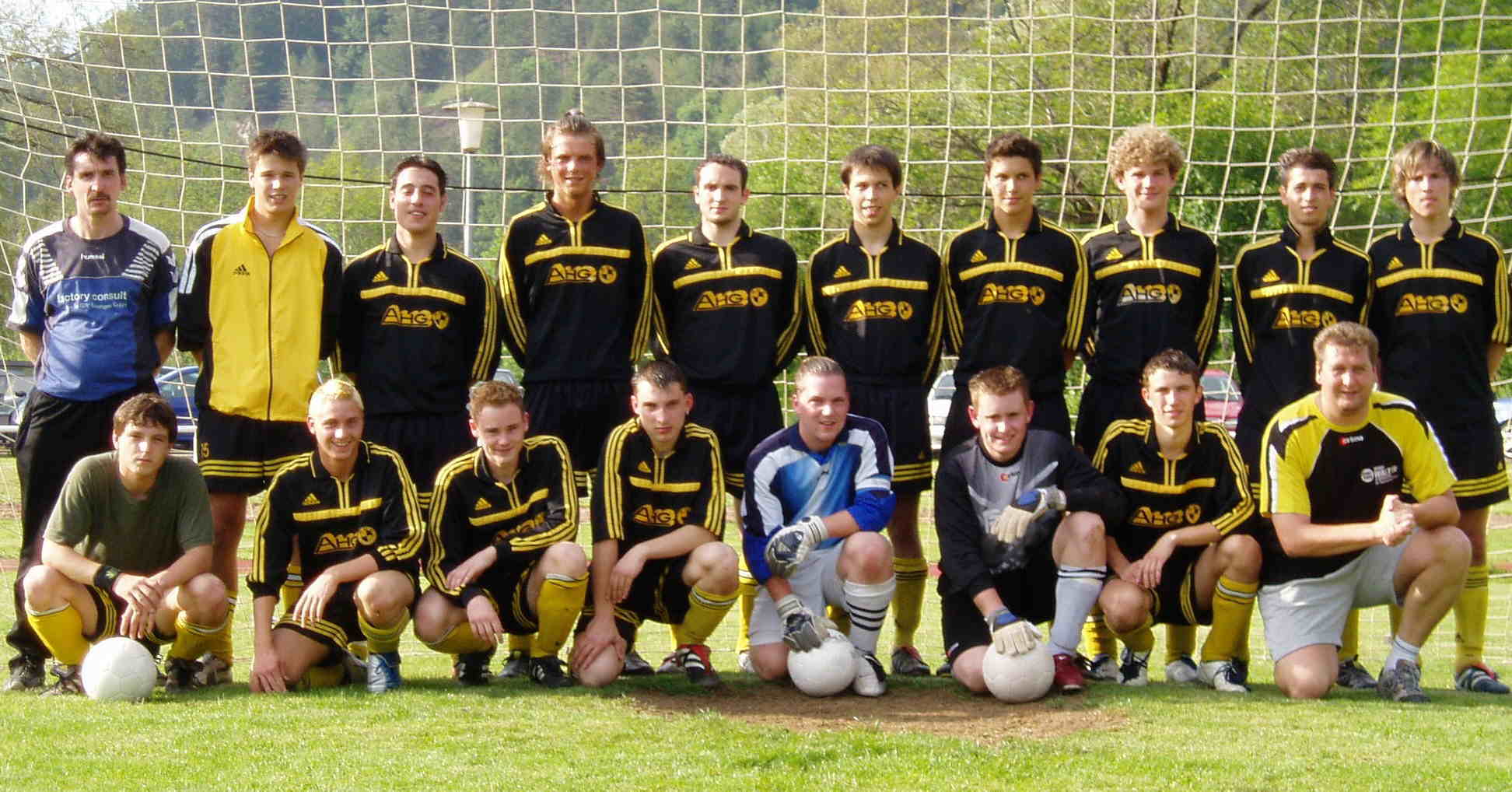 Die A-Junioren der SG Schramberg / Lauterbach Bezirkspokalsieger Saison 2003/2004