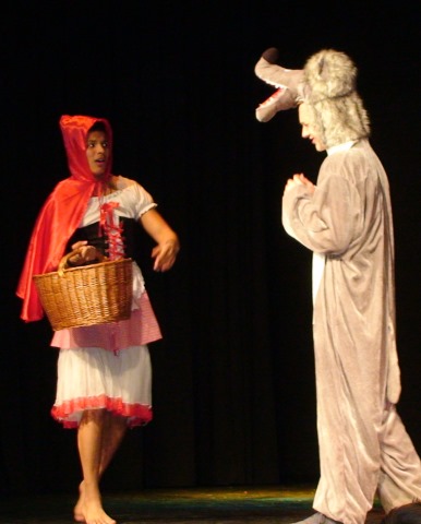 Jugendabend 2014 - B-Jugend mit dem "wahren M�rchen von Rotk�ppchen"