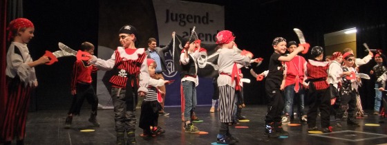 Jugendabend 2015 - Die Bambini und die F-Jugend als kleine Piraten