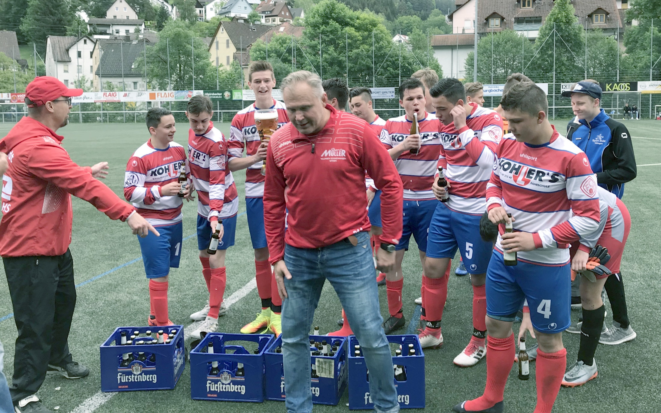 B-Jugend - Meister der Leistungsstaffel 1 Saison 2017/2018 - Elfmeter zum 1:0