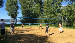 Beach-Volleyball im Strandbad Iznang