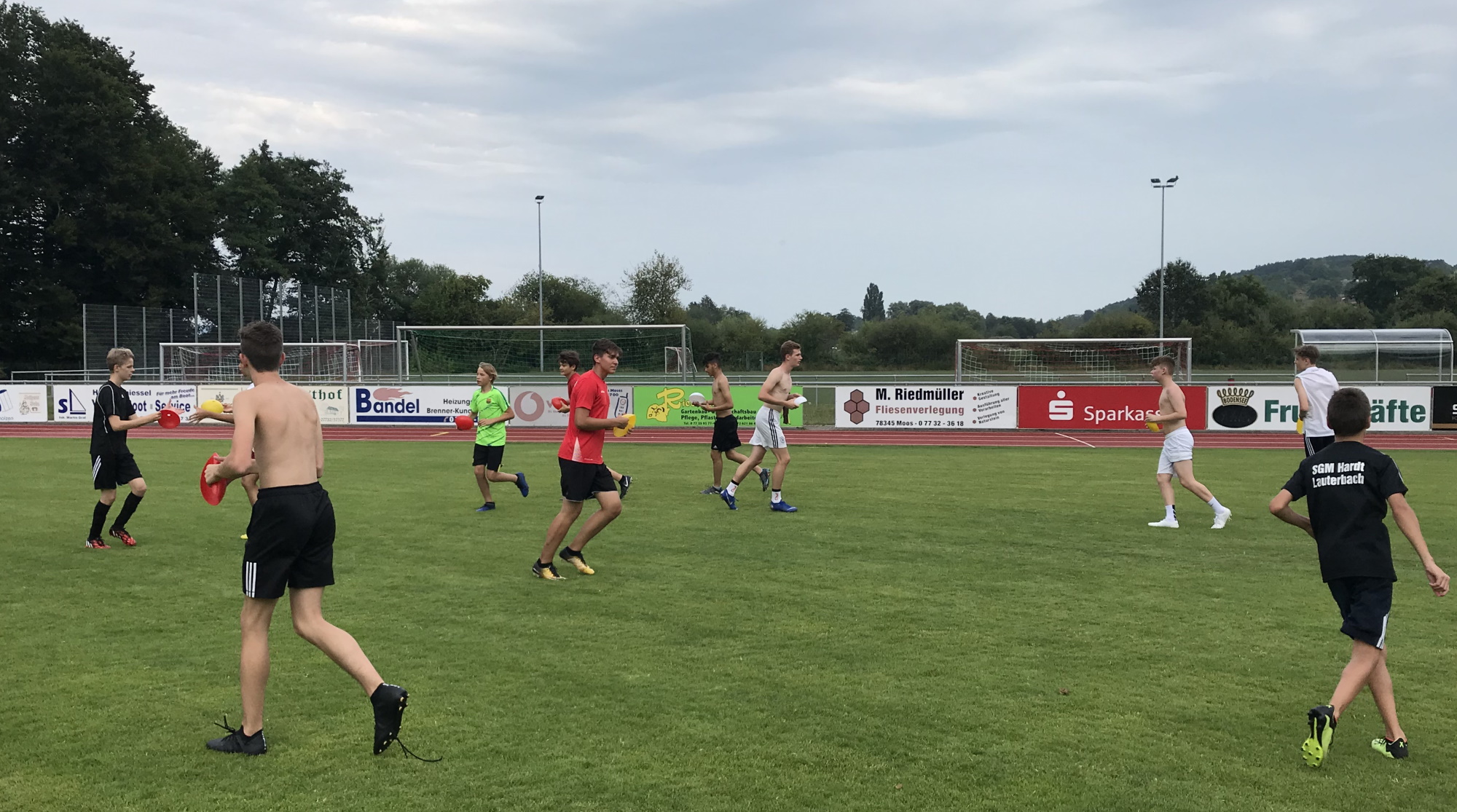 Erste Trainingseinheit am Freitagabend