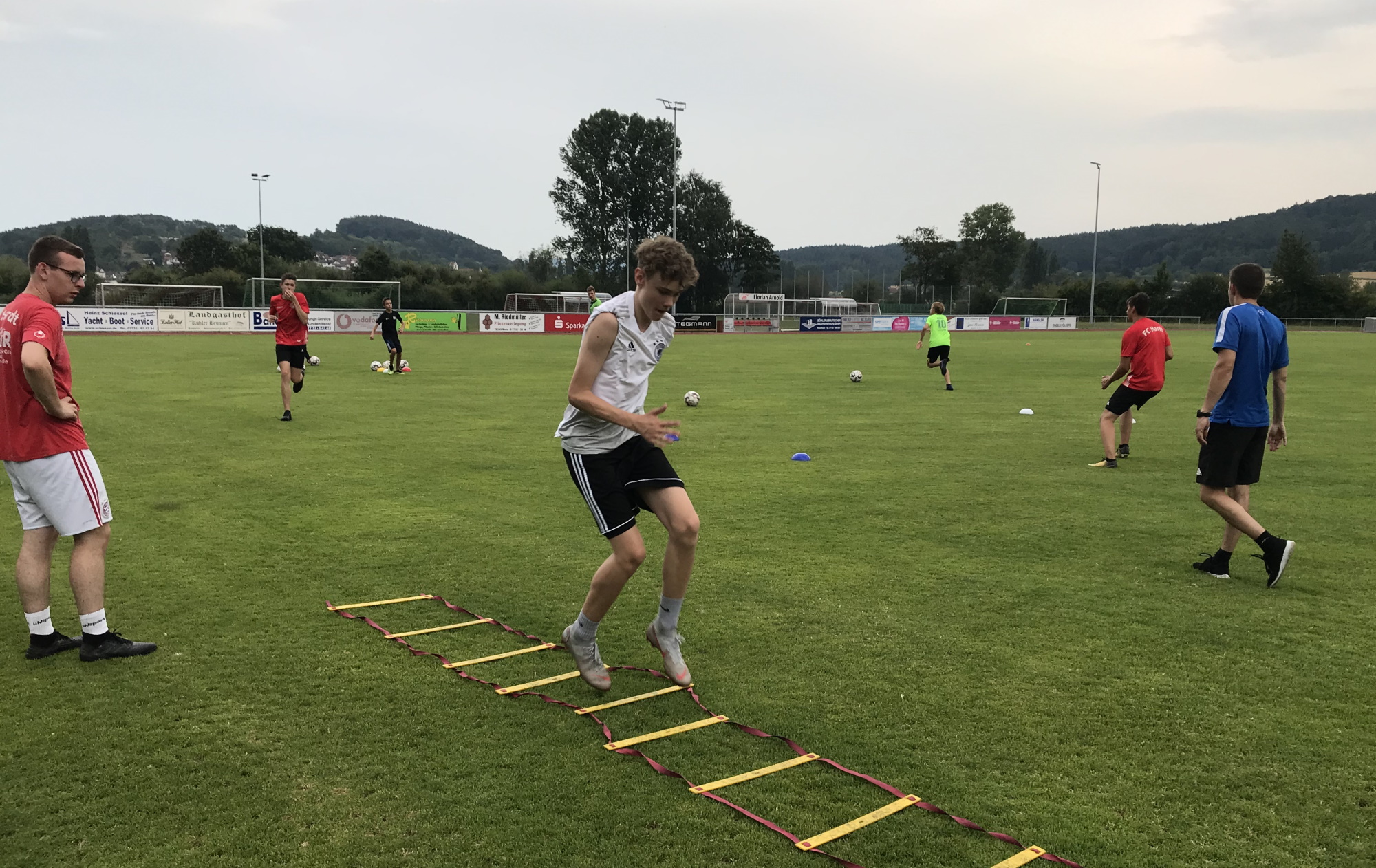 Erste Trainingseinheit am Freitagabend