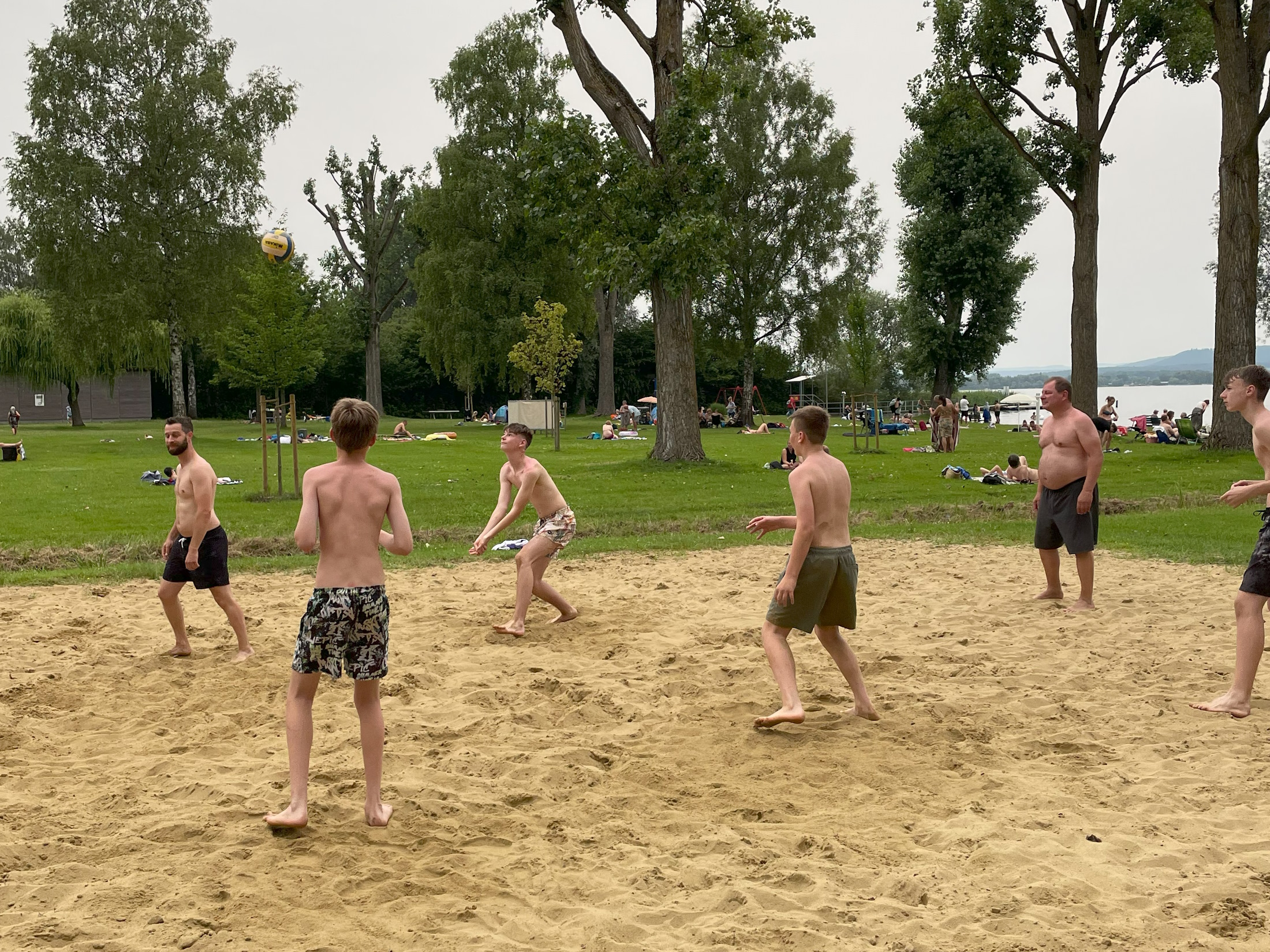 Rundenabschluss der C-Jugend im Strandbad Iznang