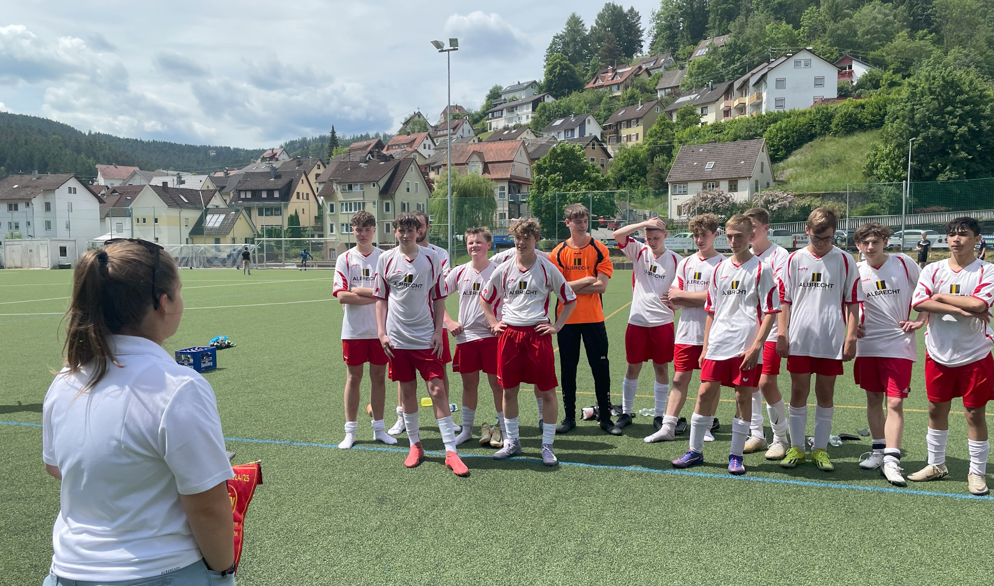 Lena Aberle gratueliert seitens des WFV zur Meisterschaft
